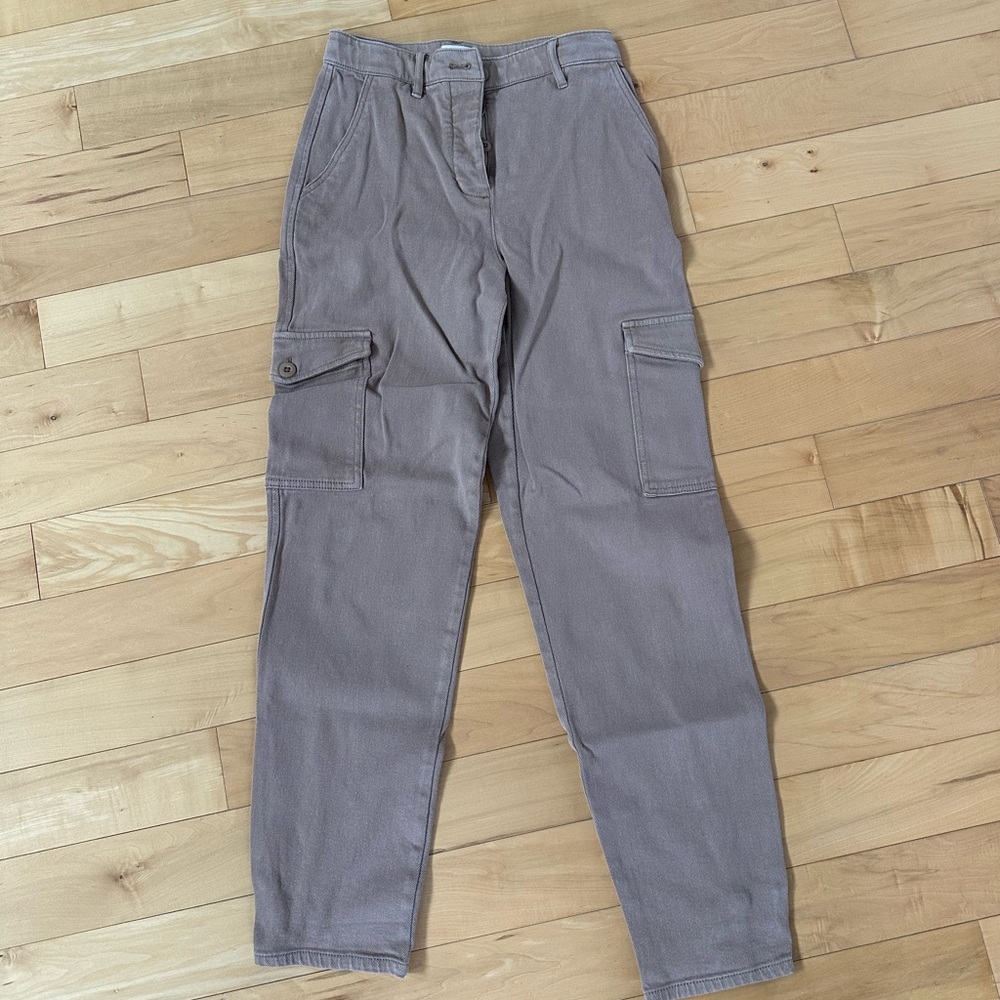 Aritzia Wilfred Free Taupe Cargo Pants